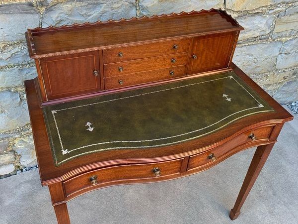Edwardian Mahogany writing desk. - Main image