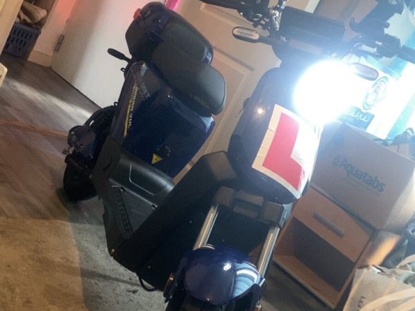 Scooter - Main image