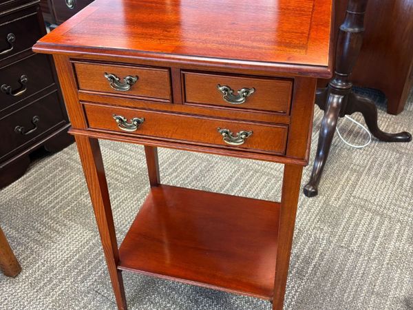 Beautiful tier console side table with three drawe - Main image
