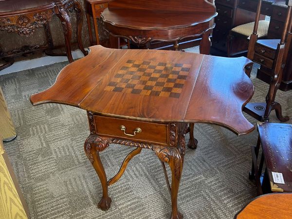 William IV mahogany chest top drop leaf table feat - Main image