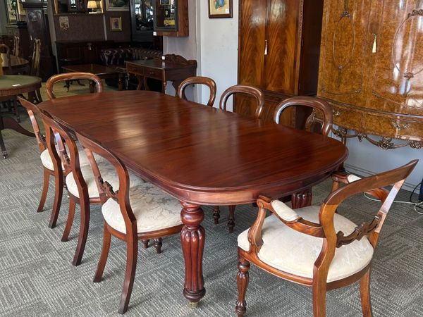 Beautiful mahogany d-end extendable dining table & - Main image