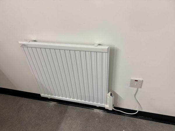 Electric Oil Heater/Radiator 700W - Main image