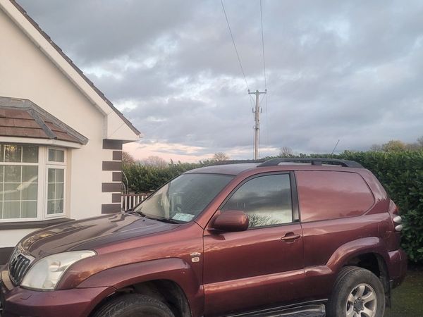 Toyota Land Cruiser 2006 - Main image