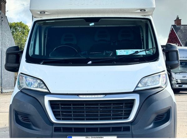 2019 Peugeot Boxer -2 Stall Equitrek Horsebox - Main image