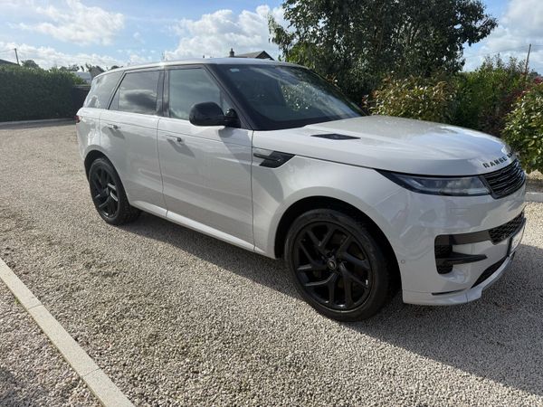 Range Rover Sport P440E - Main image