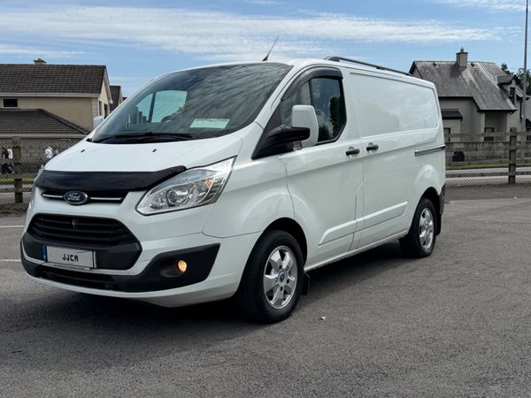 STUNNING 2016 2.2 FORD TRANSIT CUSTOM - Main image