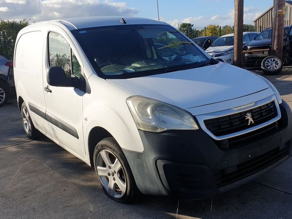 *For parts* Peugeot Partner van, 1.6 dsl (2016) - Main image