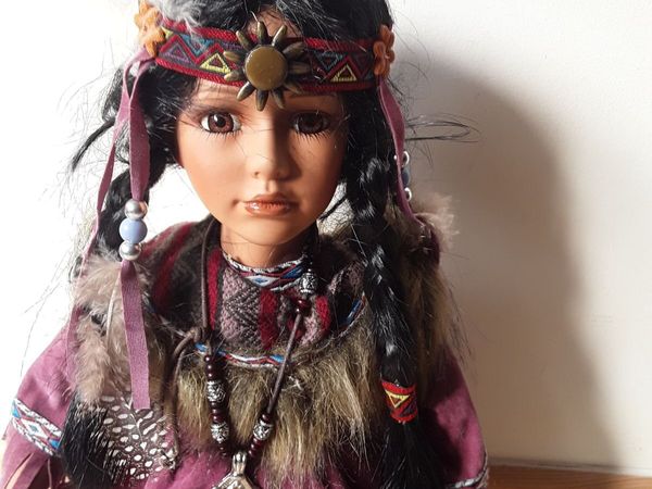 Beautiful as new Indian doll plenty of detail - Main image