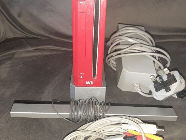 Limited Edition Red Nintendo Wii - Main image