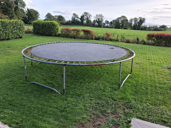 Trampoline - free to take away - Main image