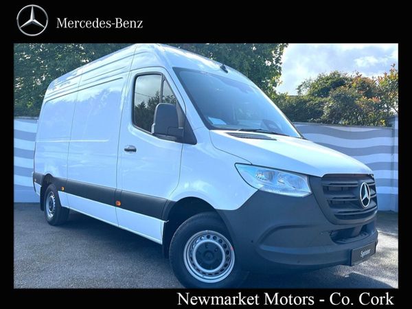 Mercedes-Benz Sprinter 215/36 HIGH ROOF 2.0CDI 150 - Main image