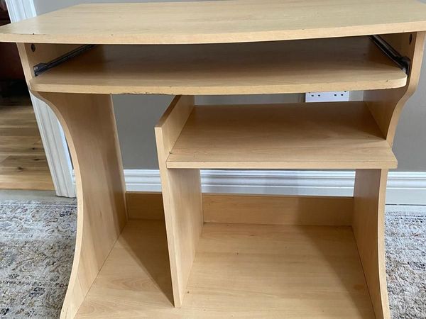 Computer table - Main image