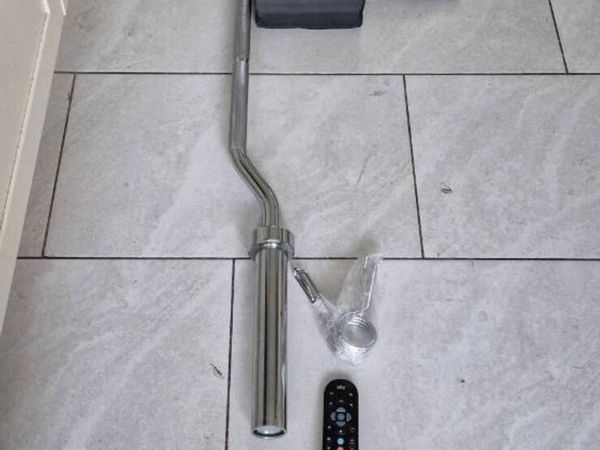 Brand new 22 kilo olympic safety squat bar - Main image