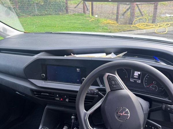 Volkswagen Caddy 102 BHP - Main image