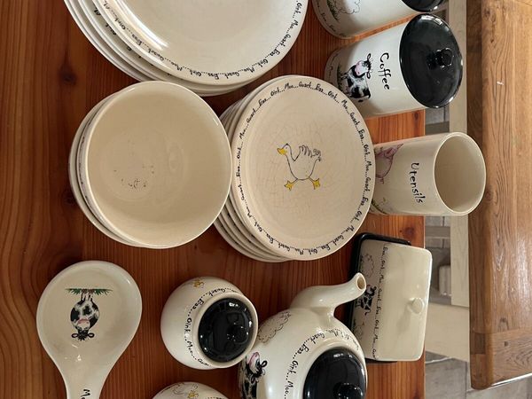 Farm themed dinnerware - Main image