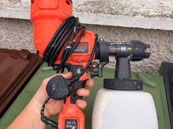 Black + Decker Paint Sprayer - Main image