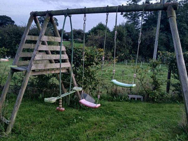 Swing set - Main image