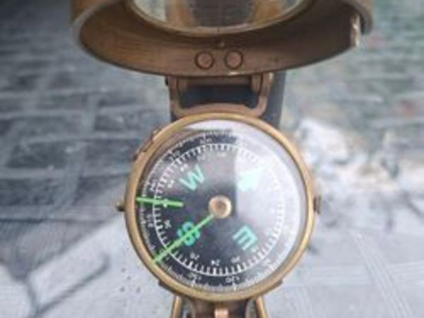 Vintage Stanley London pocket Compass - Main image