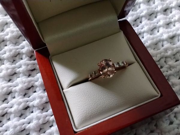 9ct Rose gold Morganite and white topaz ring N - Main image