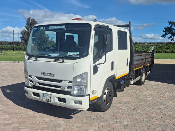 2017 Isuzu tipper - Main image