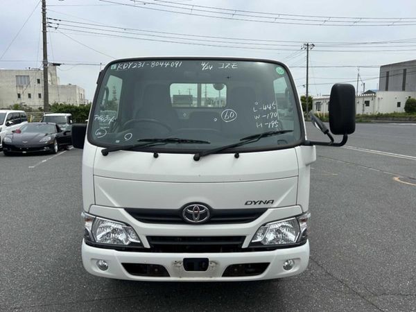 Toyota Dyna 3.5T AUTO *DUE INTO STOCK* - Main image