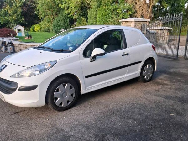 Clean 2008 Peugeot 207 Van - Main image