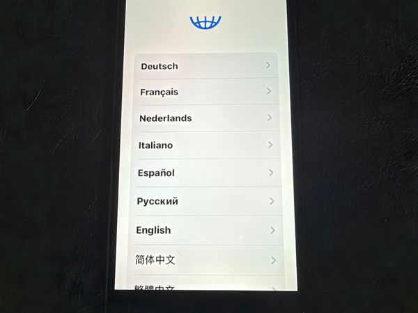 iPhone SE 2022 64gb - Main image