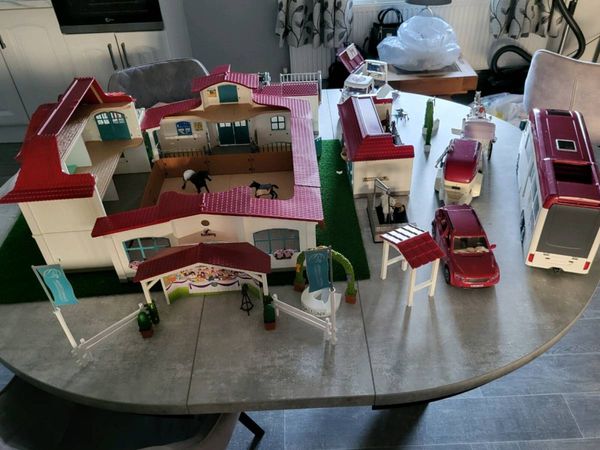 Toys - Main image