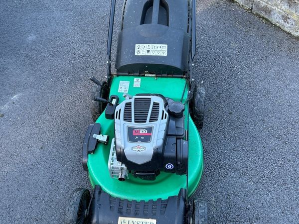 Walk behind lawnmower - Main image
