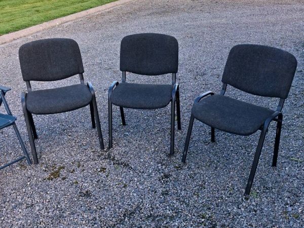 Chairs for free - Main image