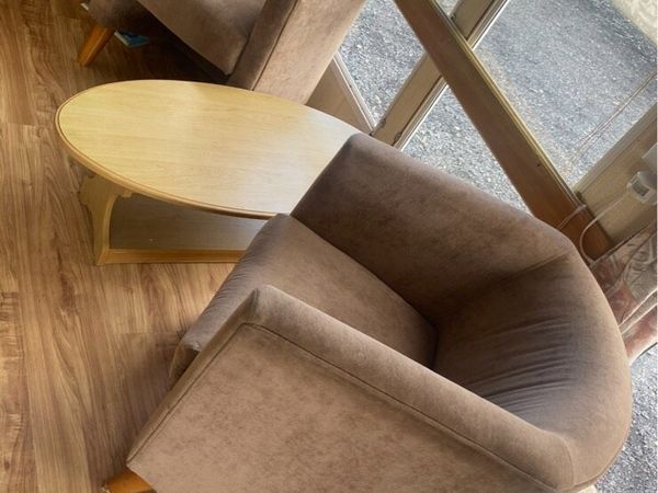 Reading chairs - Main image