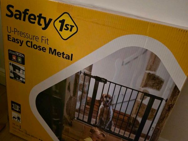 Baby gate (New never opened) - Main image