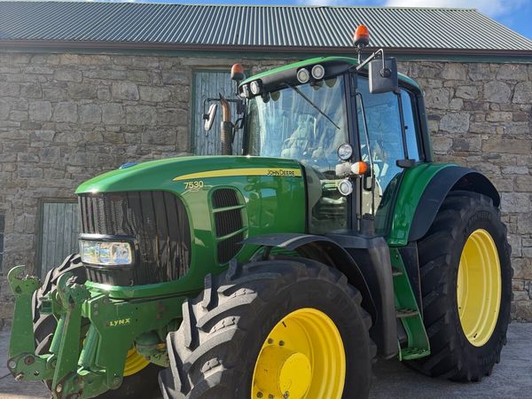 John Deere 7530 - Main image
