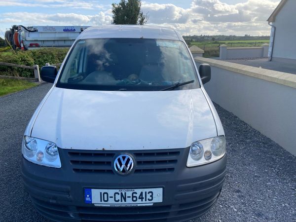 Caddy van - Main image