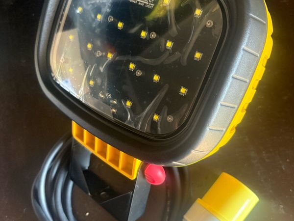 Defender 6000 LED Light 110v - Main image