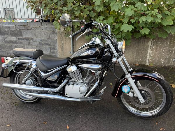 Suzuki Intruder 125 1 owner from new - Main image