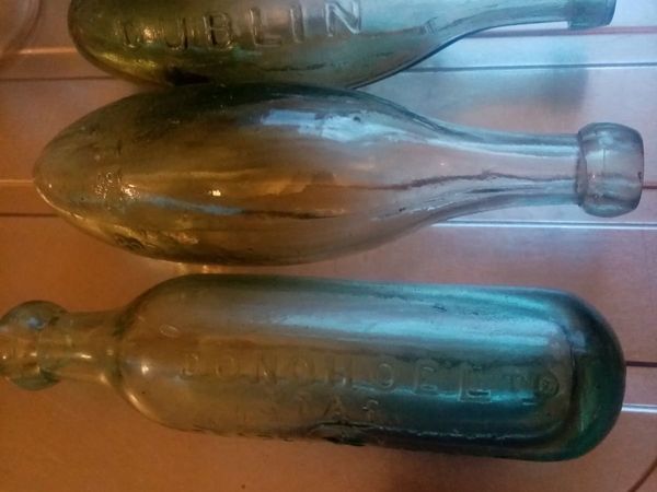 3 vintage Bottles - Main image