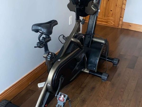 🚴‍♂️🚴‍♂️XDREAM VIRTUAL BIKES ⭐️⭐️ - Main image