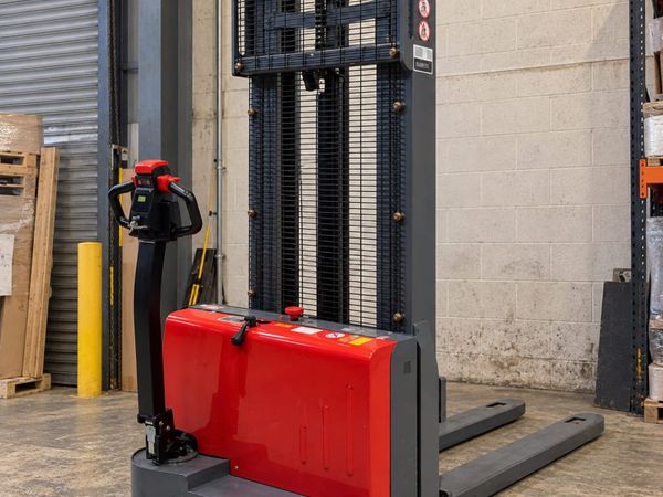 Electric Stacker lift 3m - Main image