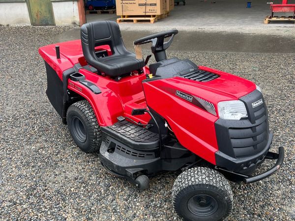 MOUNTFIELD CASTLEGARDEN 38” RIDE ON MOWER - Main image