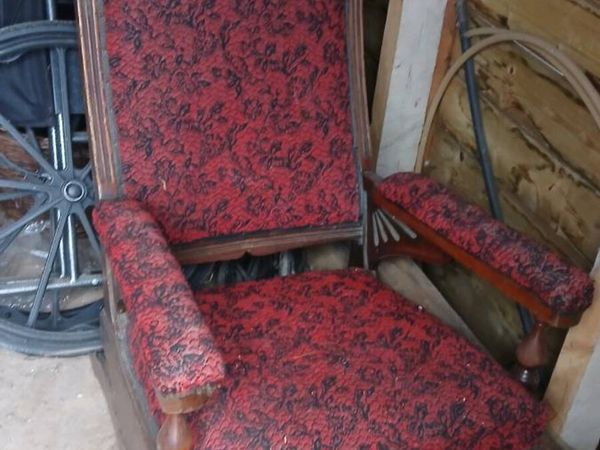 Free antique chair - Main image