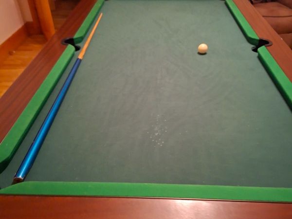 Pool table - Main image