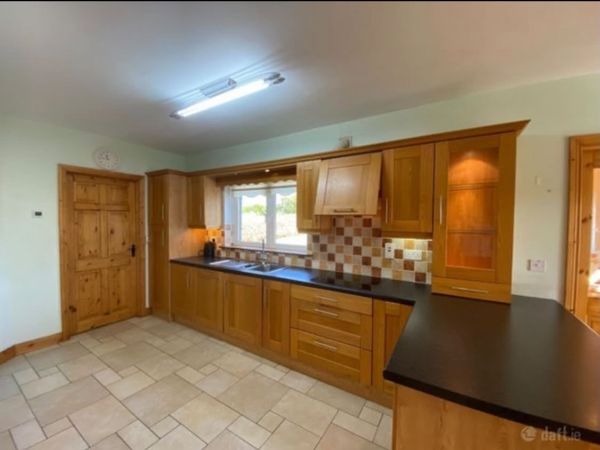 Kitchen & Utulity - Main image
