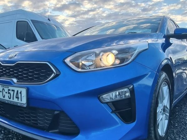 Kia Ceed Commercial - Main image