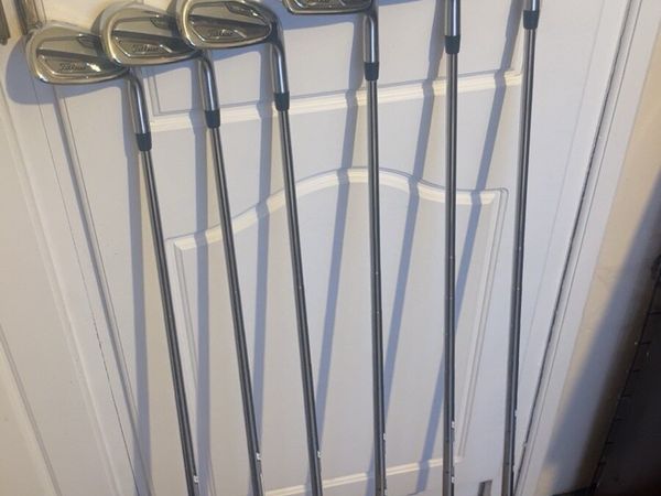 AS NEW Titleist t100 irons - Main image