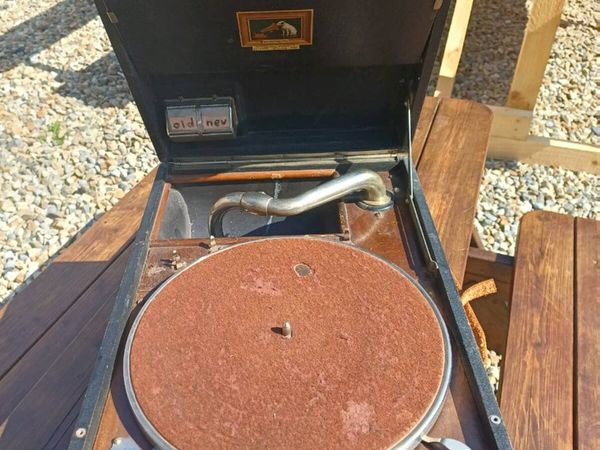 Antique Portable Wind-up HMV Gramophone - Main image