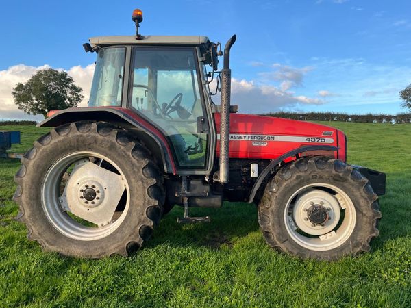 Tractor - Main image