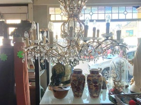 Large French crystal chandalier - Main image