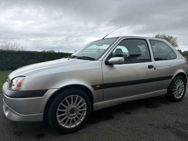 Ford Fiesta 2000 - Main image