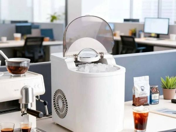 Ice Maker Machine 11.8kg/24H 7 Cube Capacity - Main image